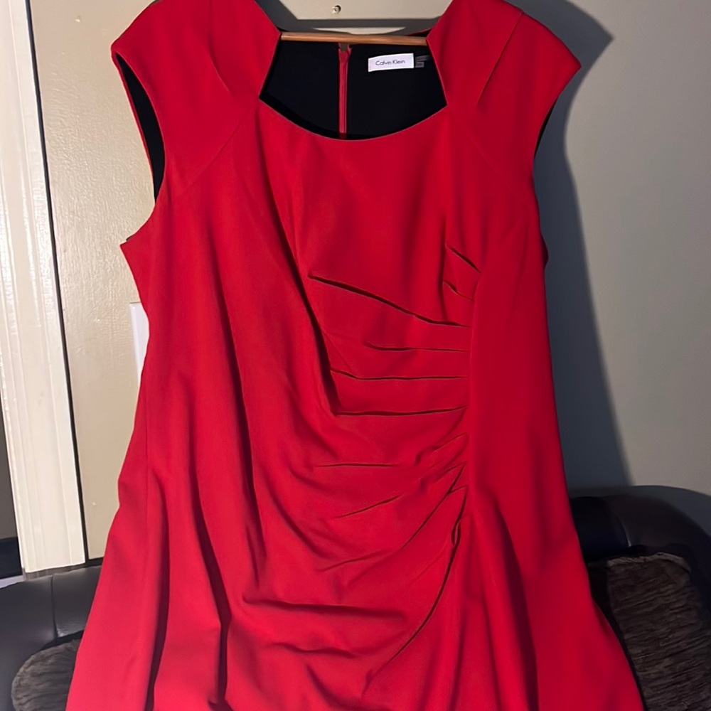 Calvin Klein Dress Red Shift Ruched 16 XL Sleeveless Lined Sheath Office